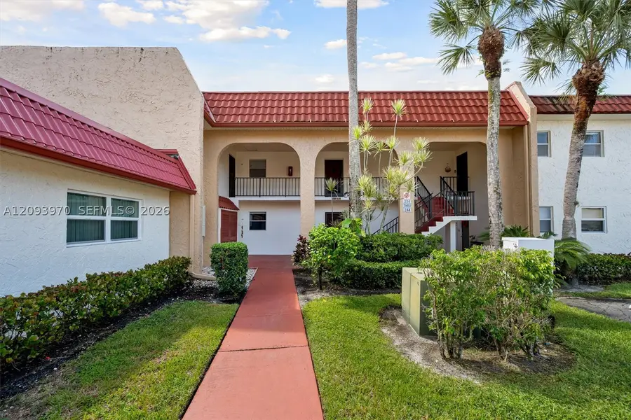 236 Lake Dora Dr #236, West Palm Beach, FL 33411 - #2