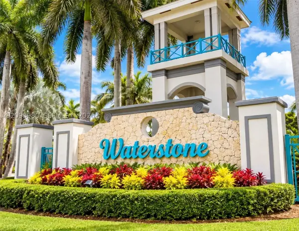 4205 NE 22nd Dr, Homestead, FL 33033
