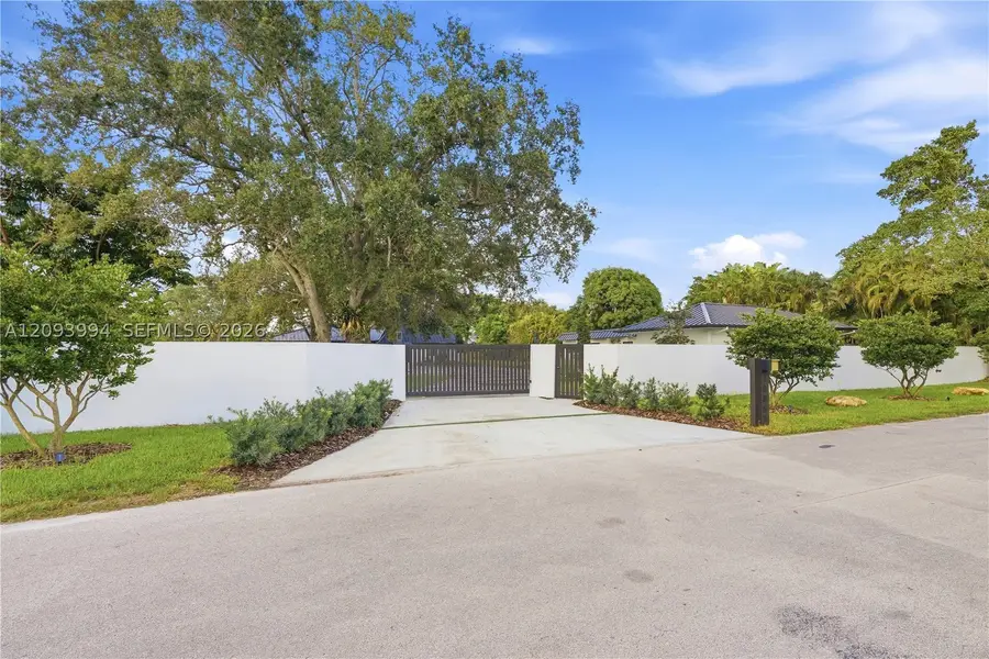 10861 SW 93rd St, Miami, FL 33176 - #2