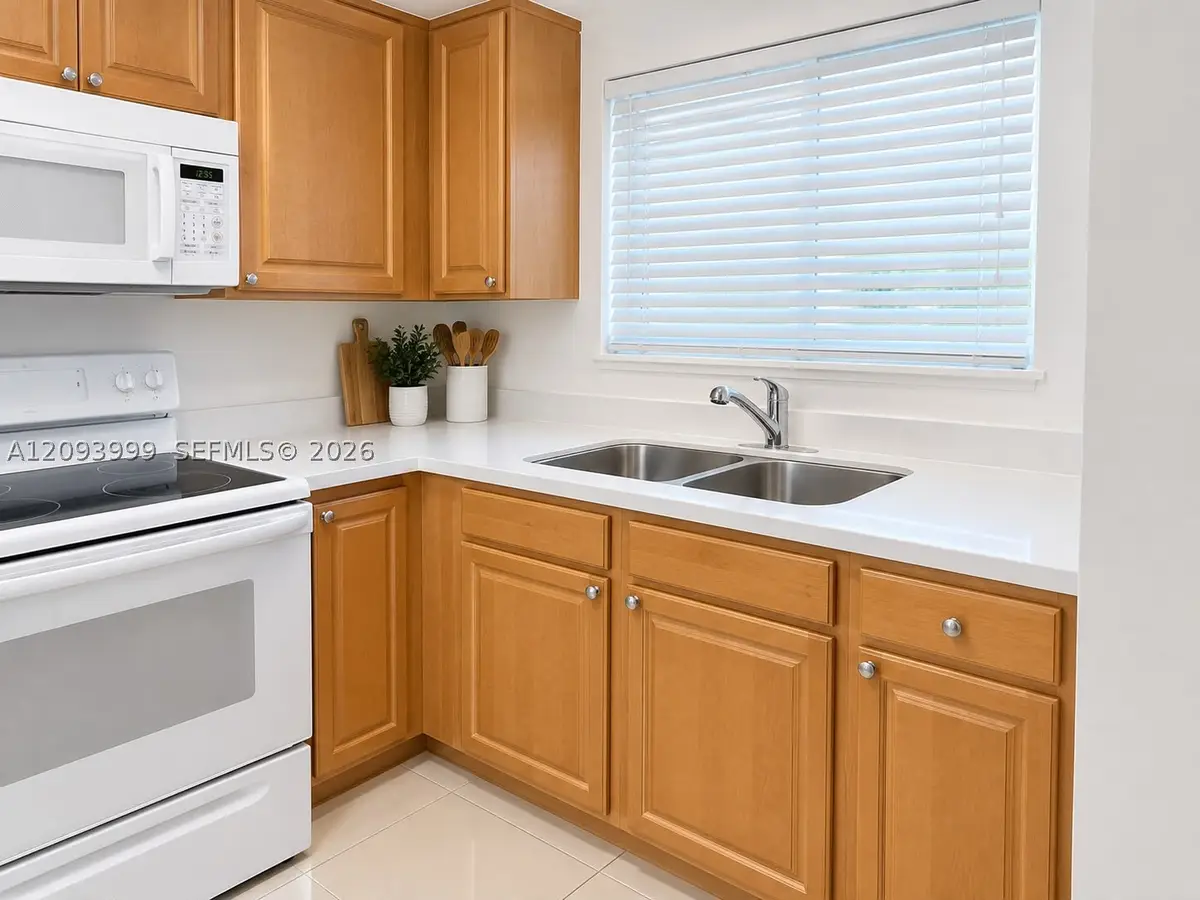 770 NE 128th St #102, North Miami, FL 33161 - #1