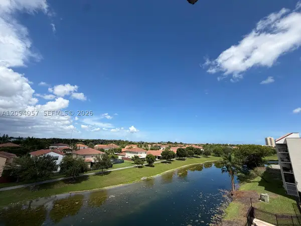 Address Withheld By Seller, Miami, FL 33172