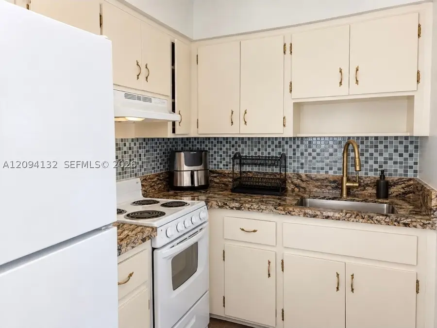 1816 E Oakland Park Blvd #78, Oakland Park, FL 33306 - #3