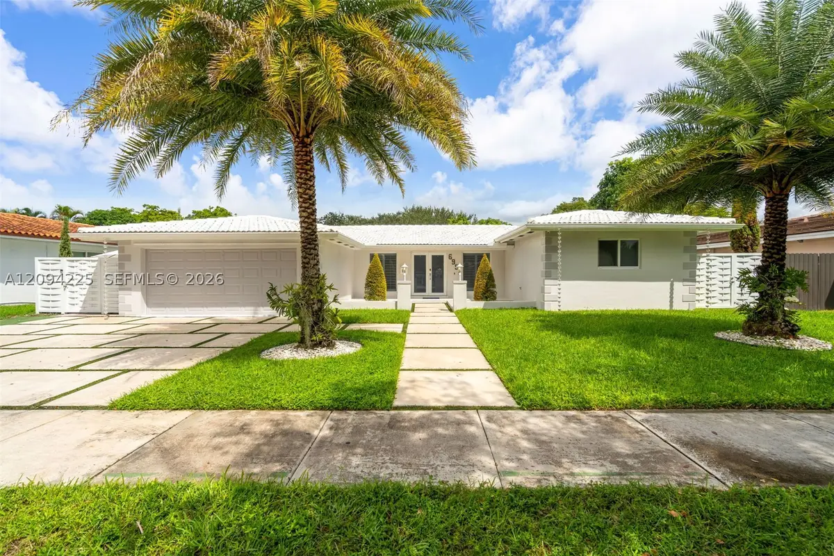 6951 S Miami Lakeway S, Miami Lakes, FL 33014 - #1