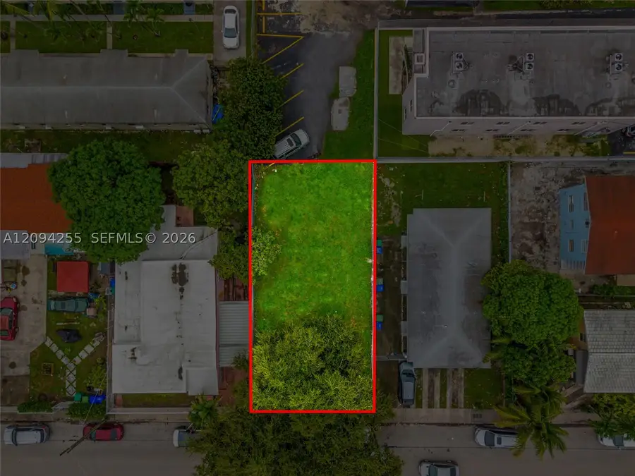 1827 SW 3rd St, Miami, FL 33135 - #2