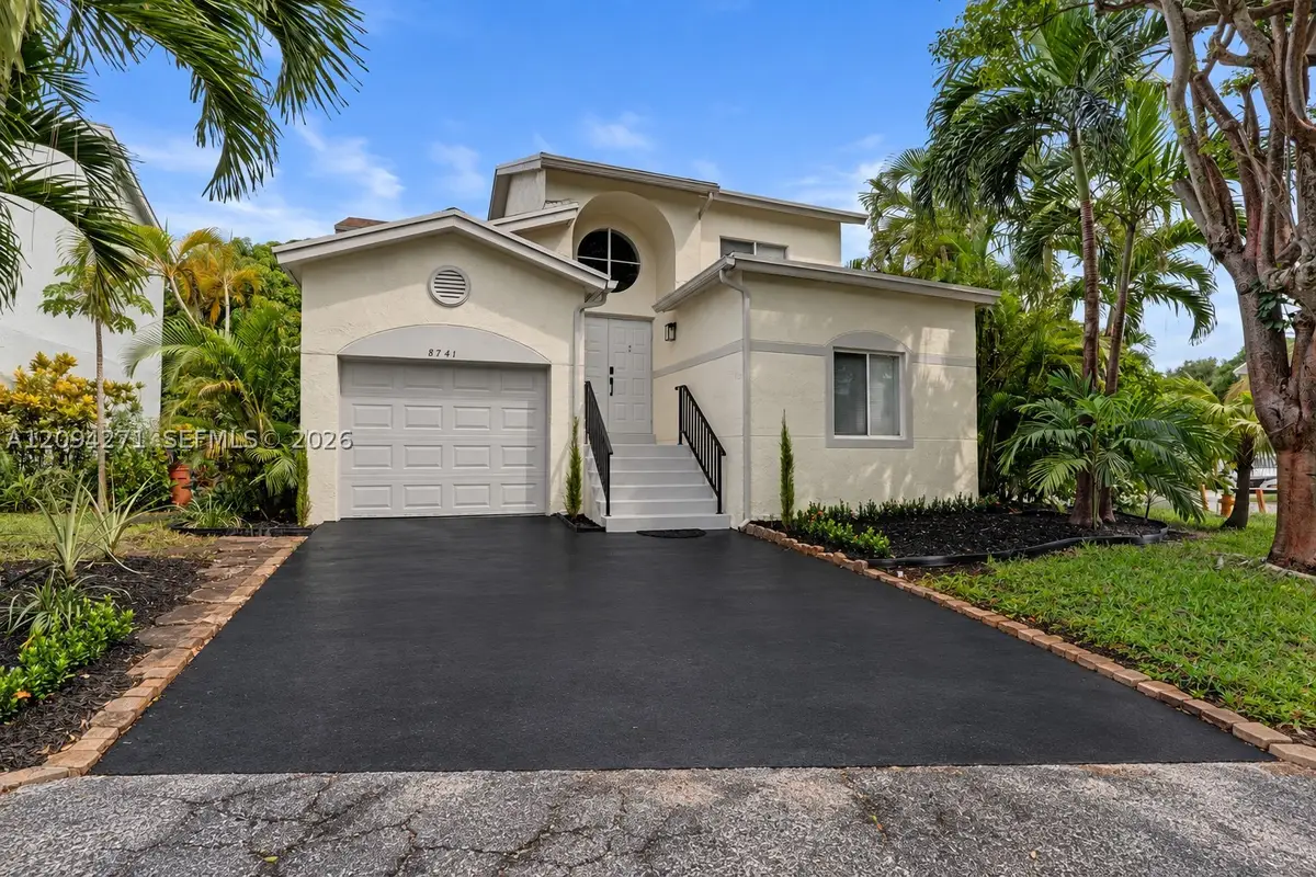 8741 SW 10th St, Pembroke Pines, FL 33025 - #1