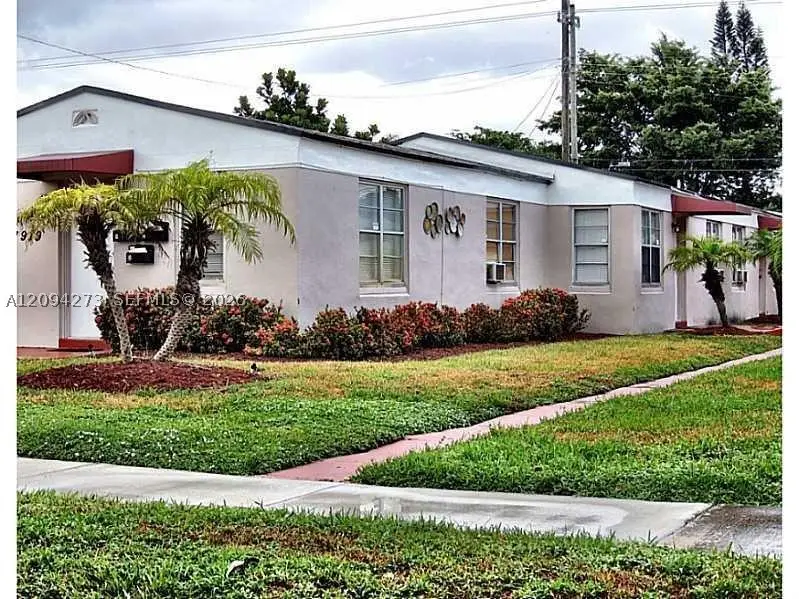 1919 Buchanan St, Hollywood, FL 33020 - #1