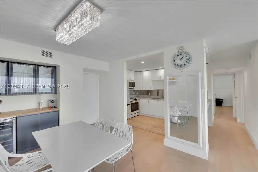 100 Bayview Dr #1008, Sunny Isles Beach, FL 33160 - #3