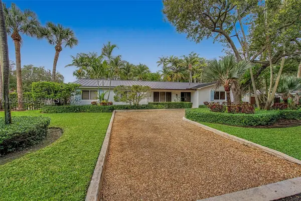 16140 SW 74th Pl, Palmetto Bay, FL 33157
