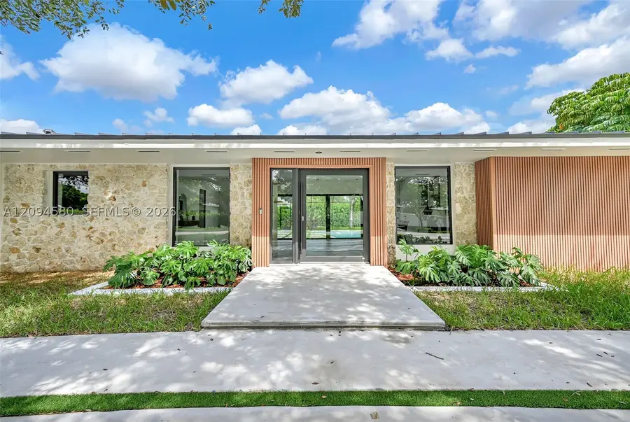 15471 SW 83rd Ave, Palmetto Bay, FL 33157 - #2