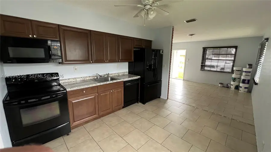 6021 SW 36th Ct #e & W, Miramar, FL 33023 - #2