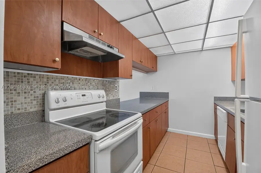 1880 N Congress Ave #301, West Palm Beach, FL 33401 - #2
