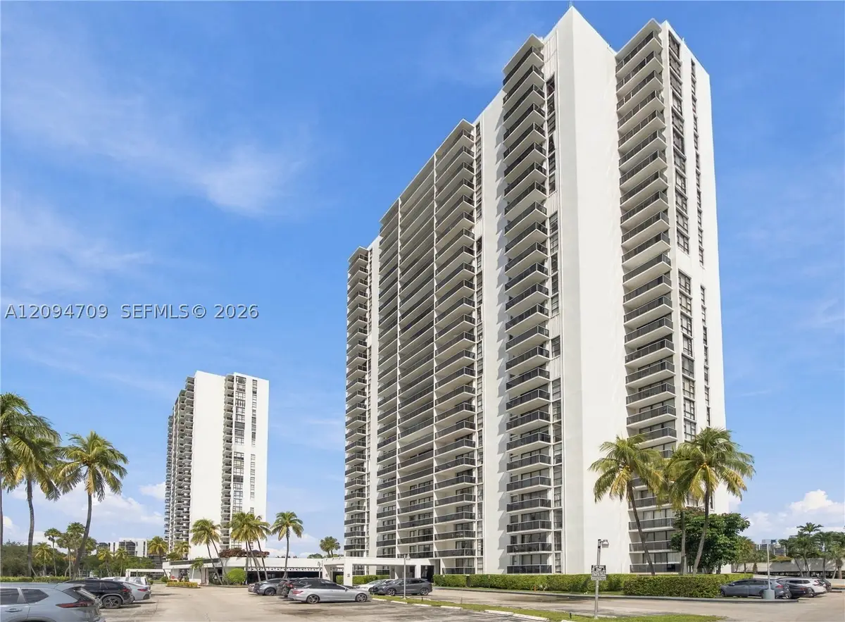 3675 N Country Club Dr #204, Aventura, FL 33180 - #1