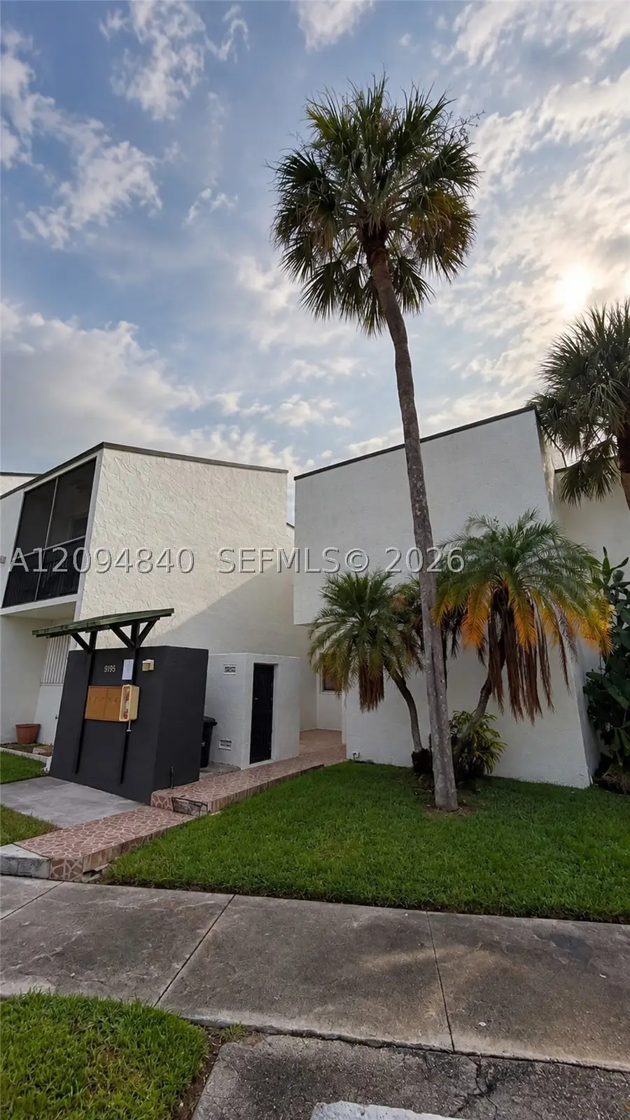 9195 Fontainebleau Blvd #4, Miami, FL 33172 - #2