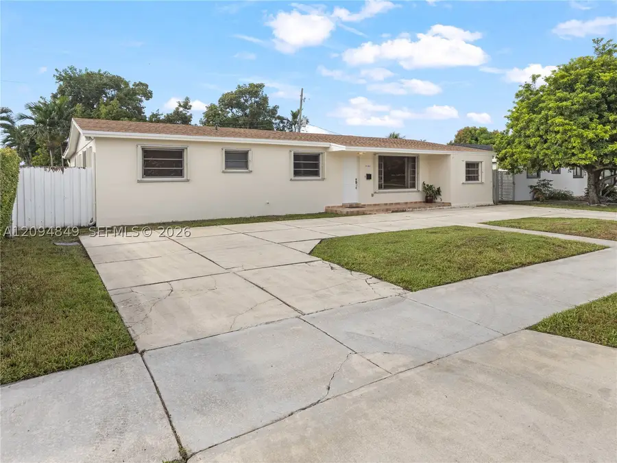 9360 SW 25th St, Miami, FL 33165 - #3