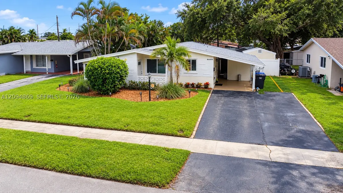 6520 Coolidge St, Hollywood, FL 33024 - #1