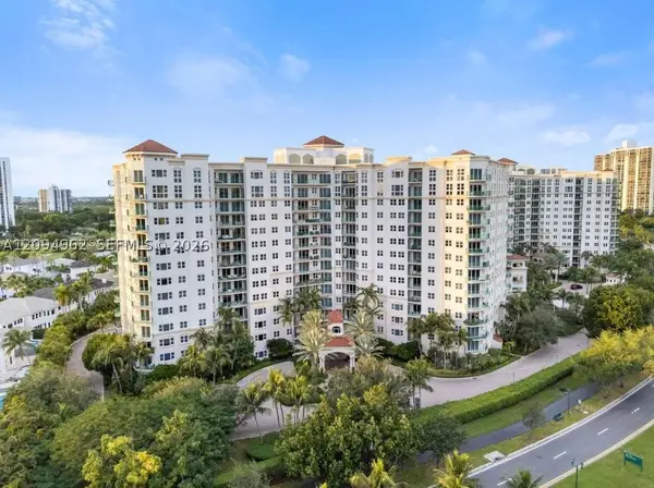 19900 E Country Club Dr #1209, Aventura, FL 33180
