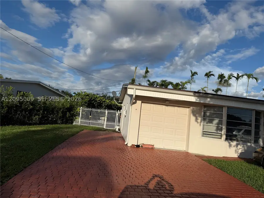 1821 SW 92nd Ct, Miami, FL 33165 - #2