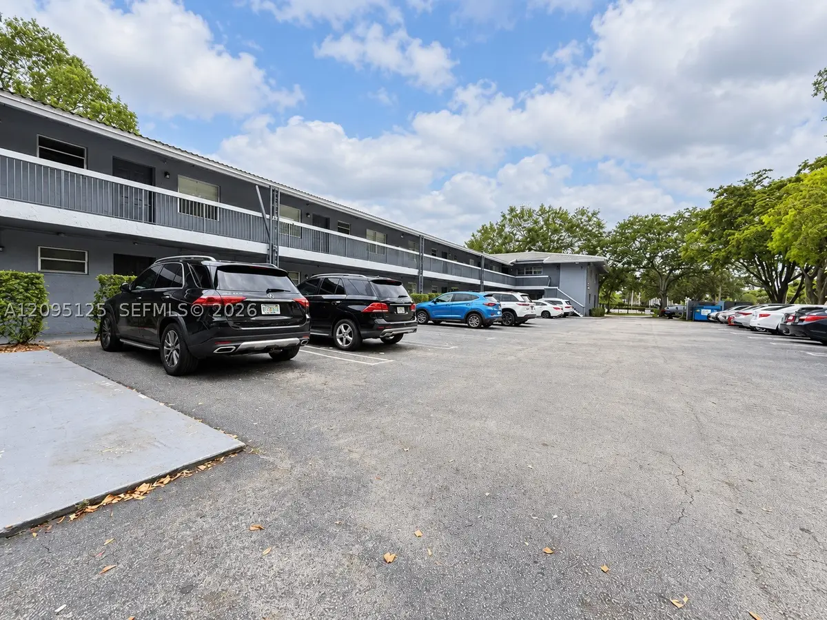 8982 W Sample Rd #204, Coral Springs, FL 33065 - #1
