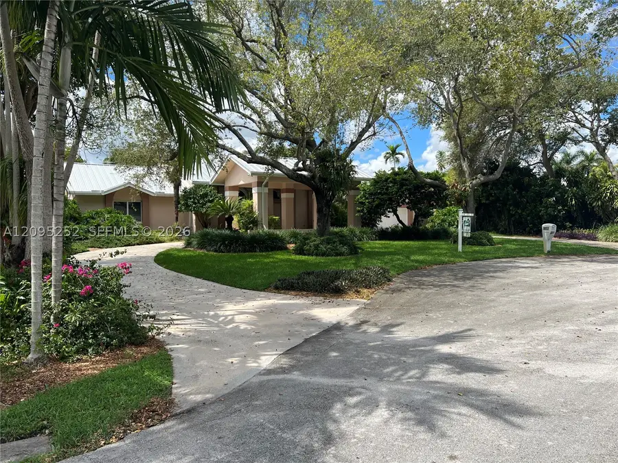 18032 SW 82nd Ct, Palmetto Bay, FL 33157 - #2
