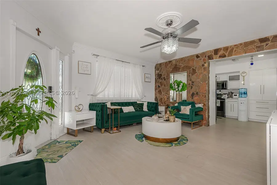 7171 Sheridan St, Hollywood, FL 33024 - #2
