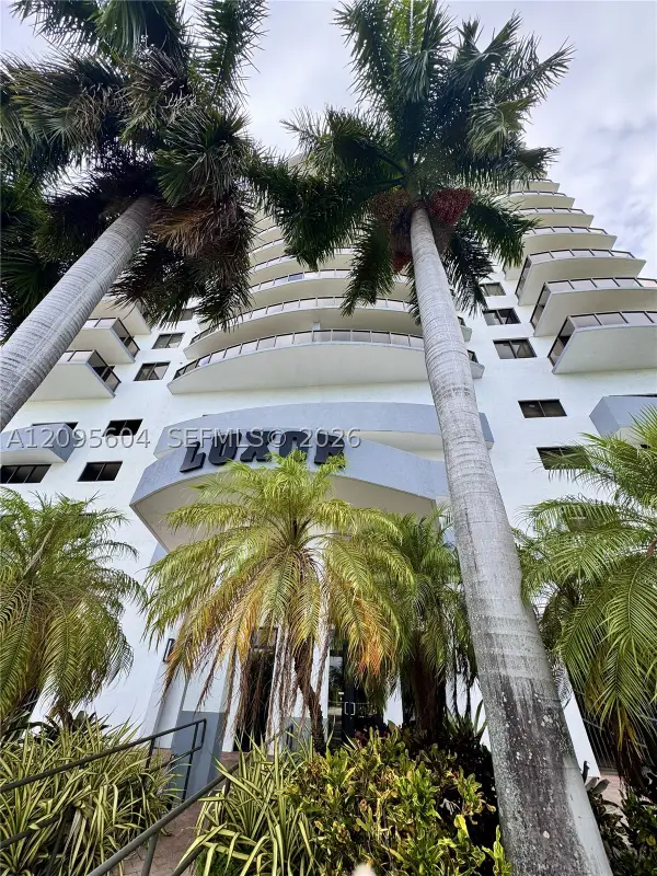 2301 SW 27th Ave #1500, Miami, FL 33145