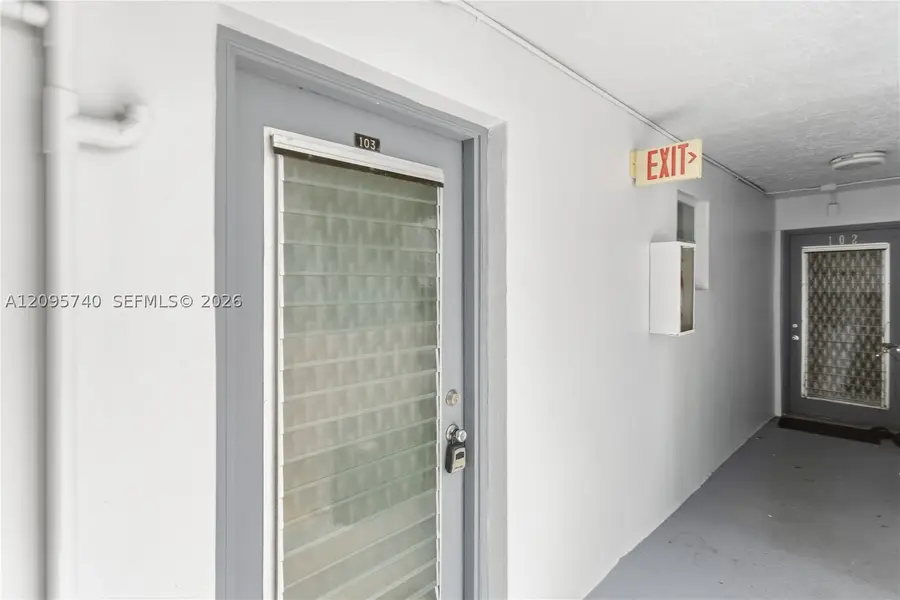 9400 Live Oak Pl #103, Davie, FL 33324 - #3
