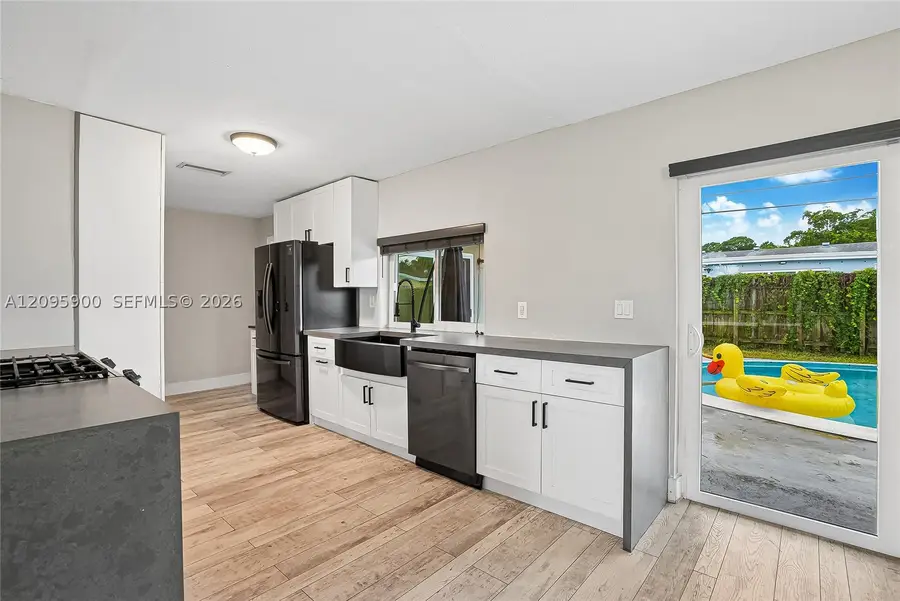 8440 Sheraton Dr, Miramar, FL 33025 - #2