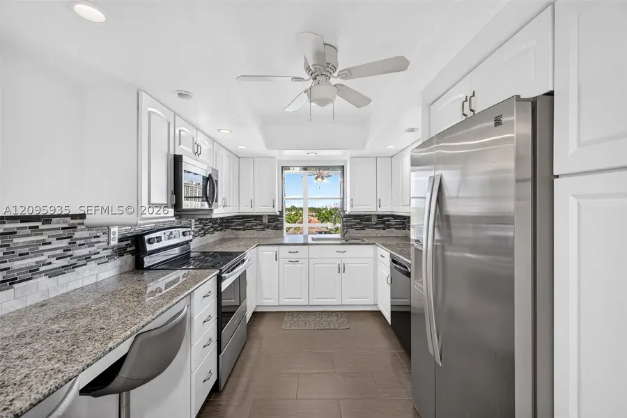 1000 Parkview Dr #715, Hallandale Beach, FL 33009 - #3
