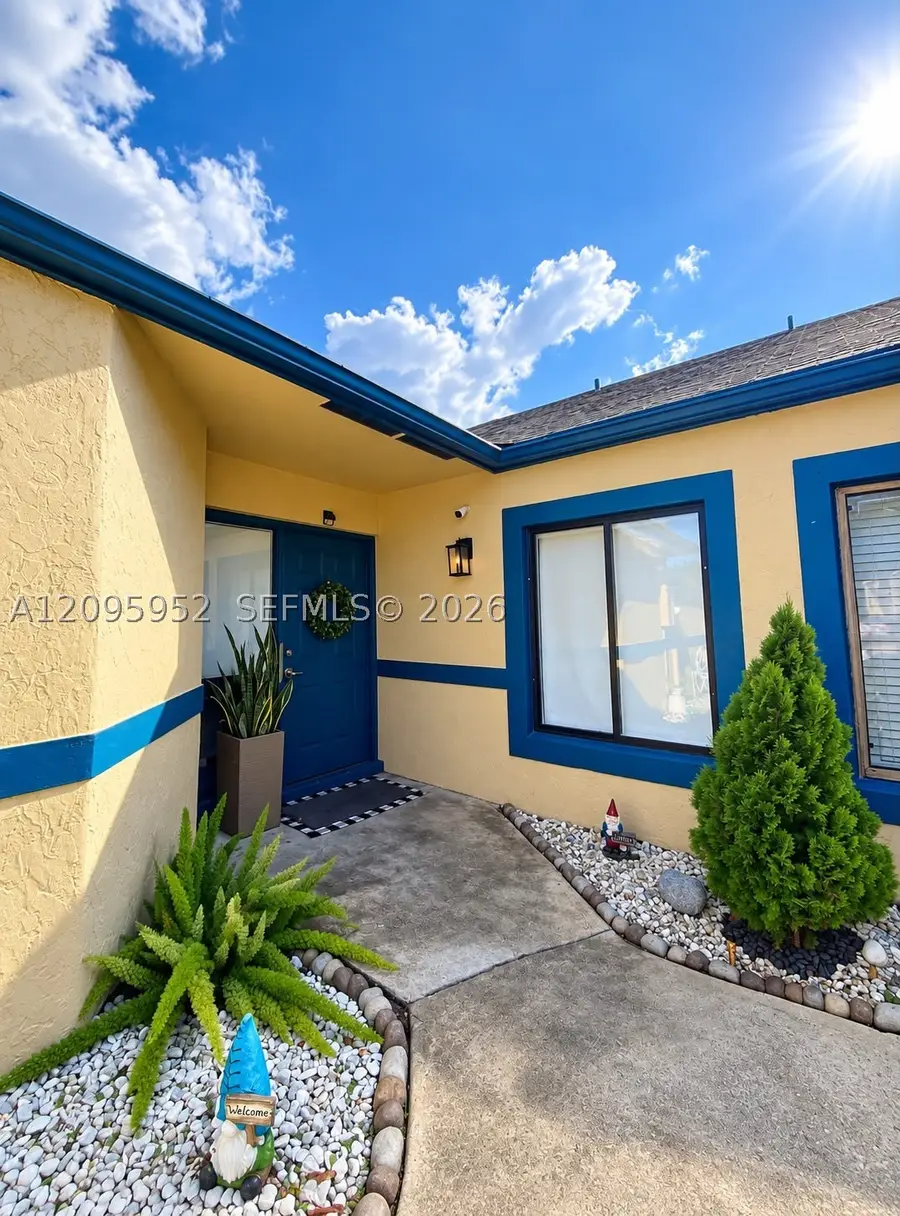 7466 NW 34th St, Lauderhill, FL 33319 - #2
