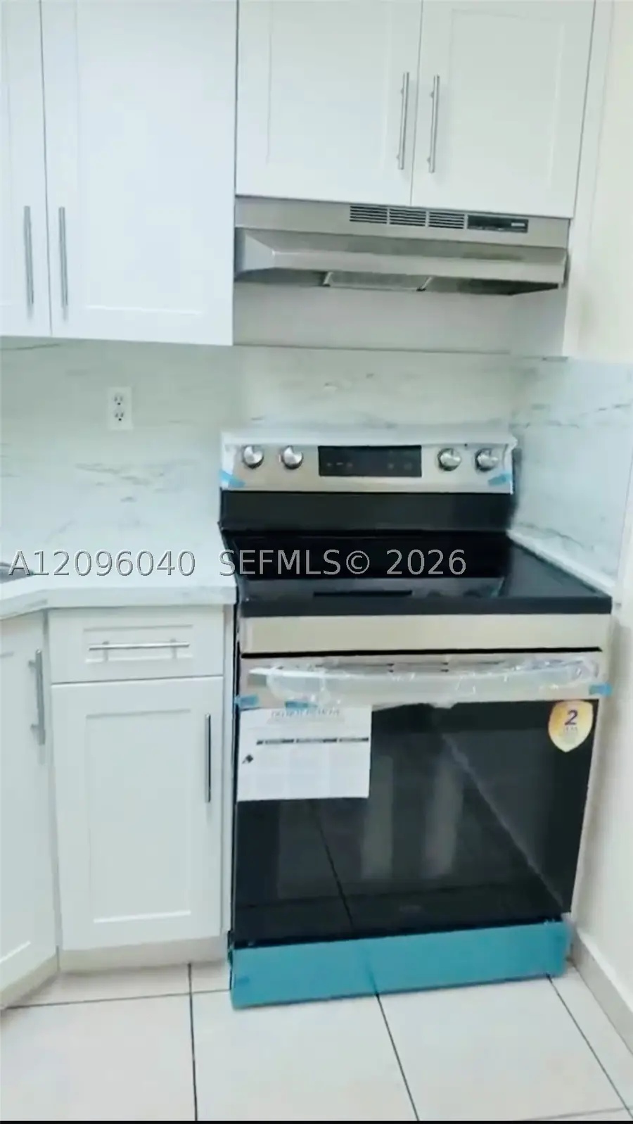 606 W 81st St #407, Hialeah, FL 33014 - #2