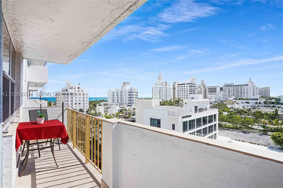245 18 St #902, Miami Beach, FL 33139 - #2