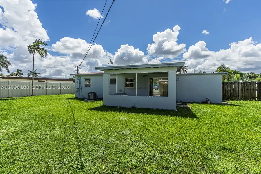 6201 NW 9th Ct, Margate, FL 33063 - #2