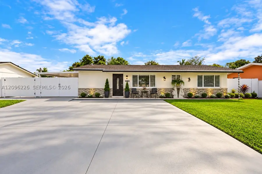 15405 SW 104th Ave, Miami, FL 33157 - #2