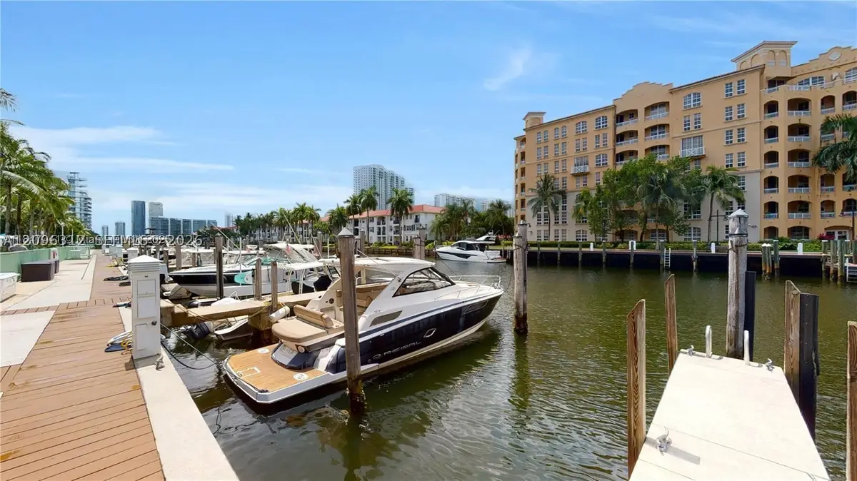 2950 NE 188th St, Aventura, FL 33180 - #1