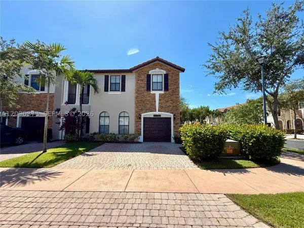 10392 NW 31st Ter, Doral, FL 33172