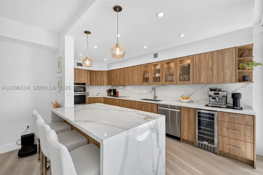 3370 Hidden Bay Dr #2410, Aventura, FL 33180 - #3