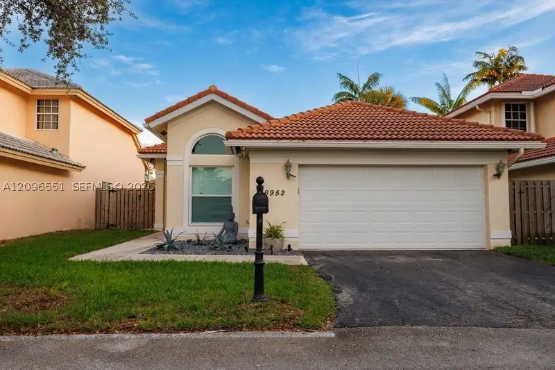 6952 NW 27th Ct, Margate, FL 33063 - #1
