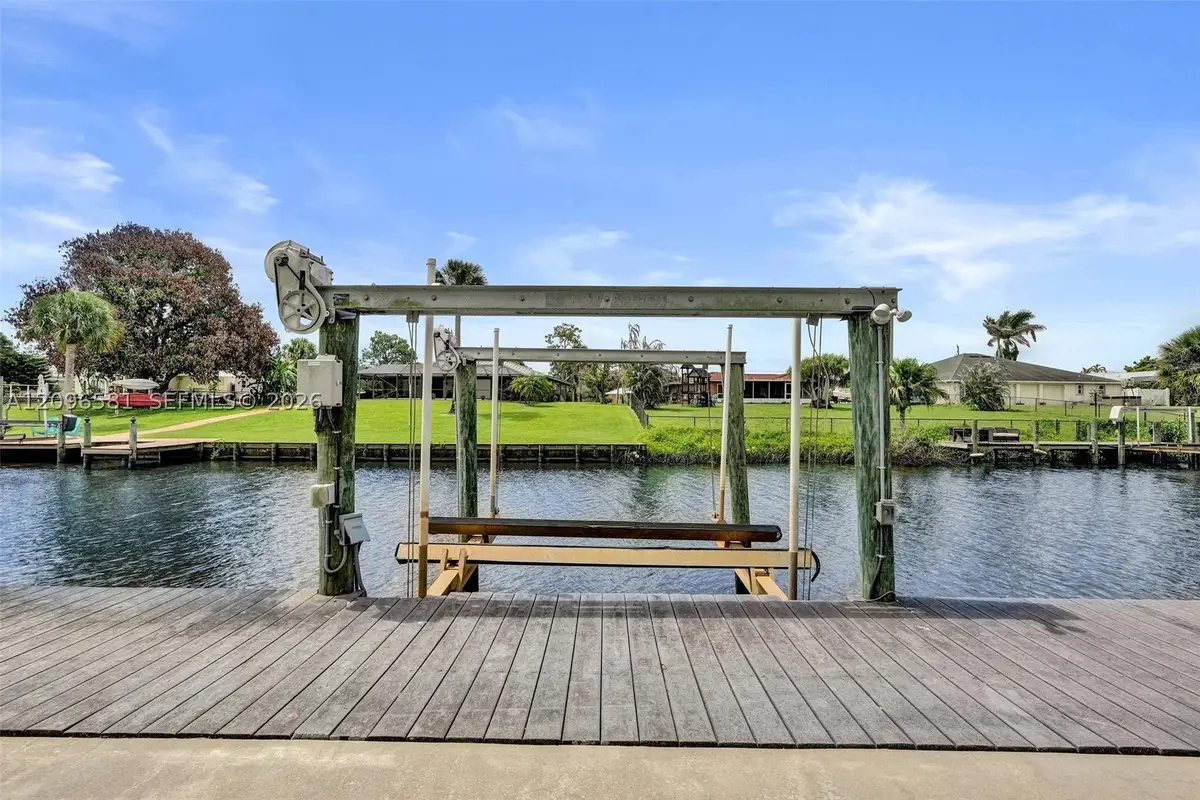 464 NE Cornwall Avenue, Port Saint Lucie, FL 34983 - #1