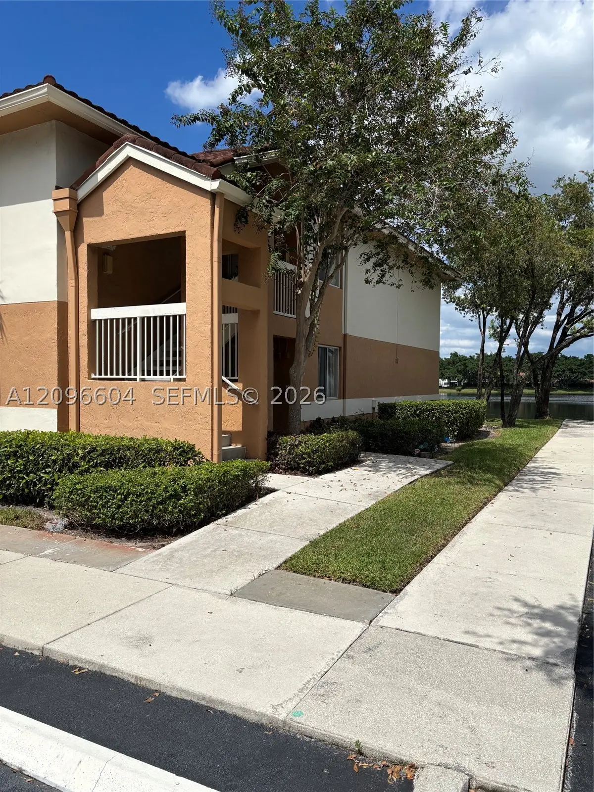 704 NW 92nd Ave #704, Plantation, FL 33324 - #1