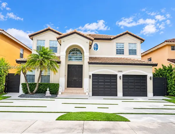 13995 SW 154th St, Miami, FL 33177
