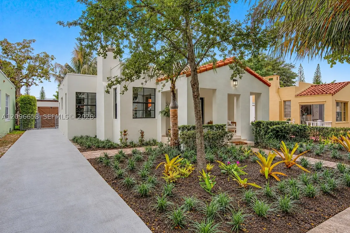 817 Lorca St, Coral Gables, FL 33134 - #1