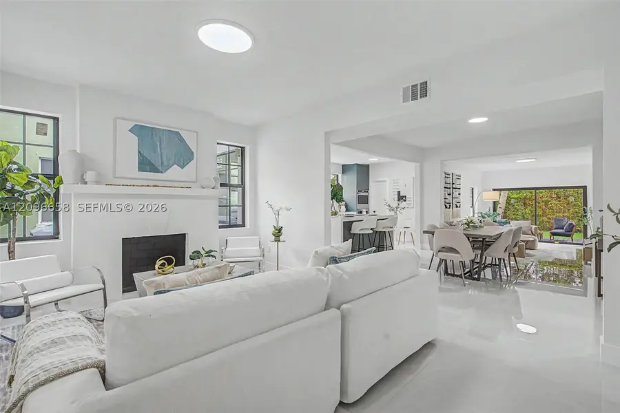 817 Lorca St, Coral Gables, FL 33134 - #3