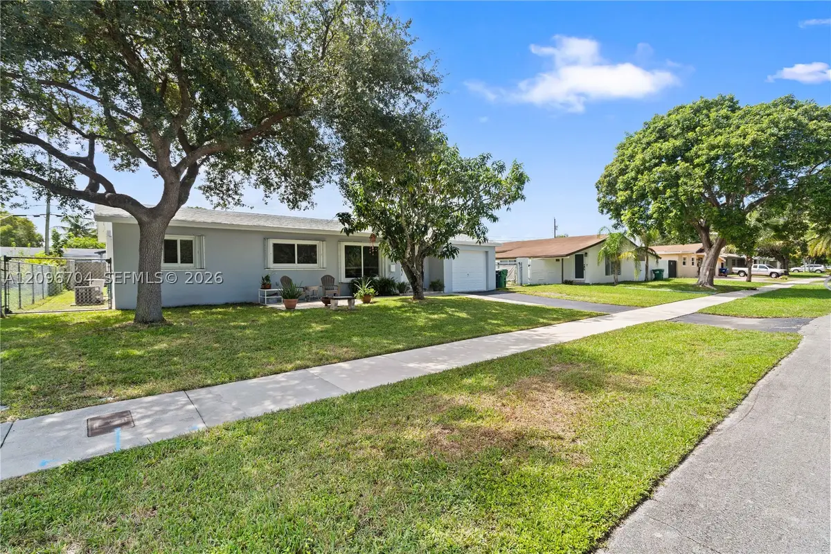 8730 SW 190th St, Cutler Bay, FL 33157 - #1