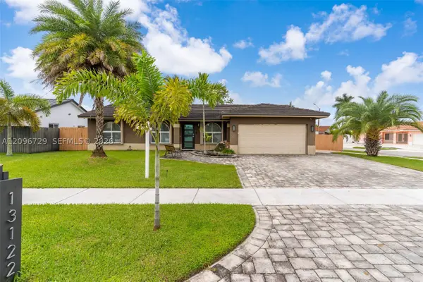 13122 SW 200th Ter, Miami, FL 33177