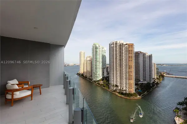 300 S Biscayne Blvd Way #2107, Miami, FL 33131