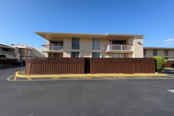 13781 SW 66th St #221B, Miami, FL 33183