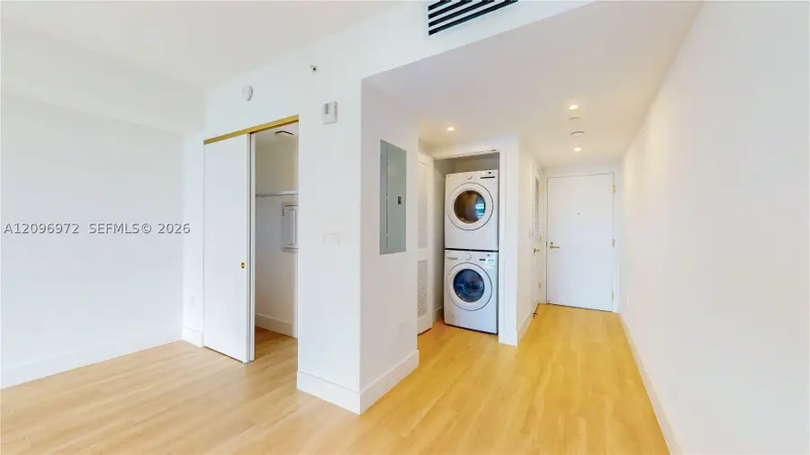 90 32nd Street #922, Miami, FL 33127 - #3