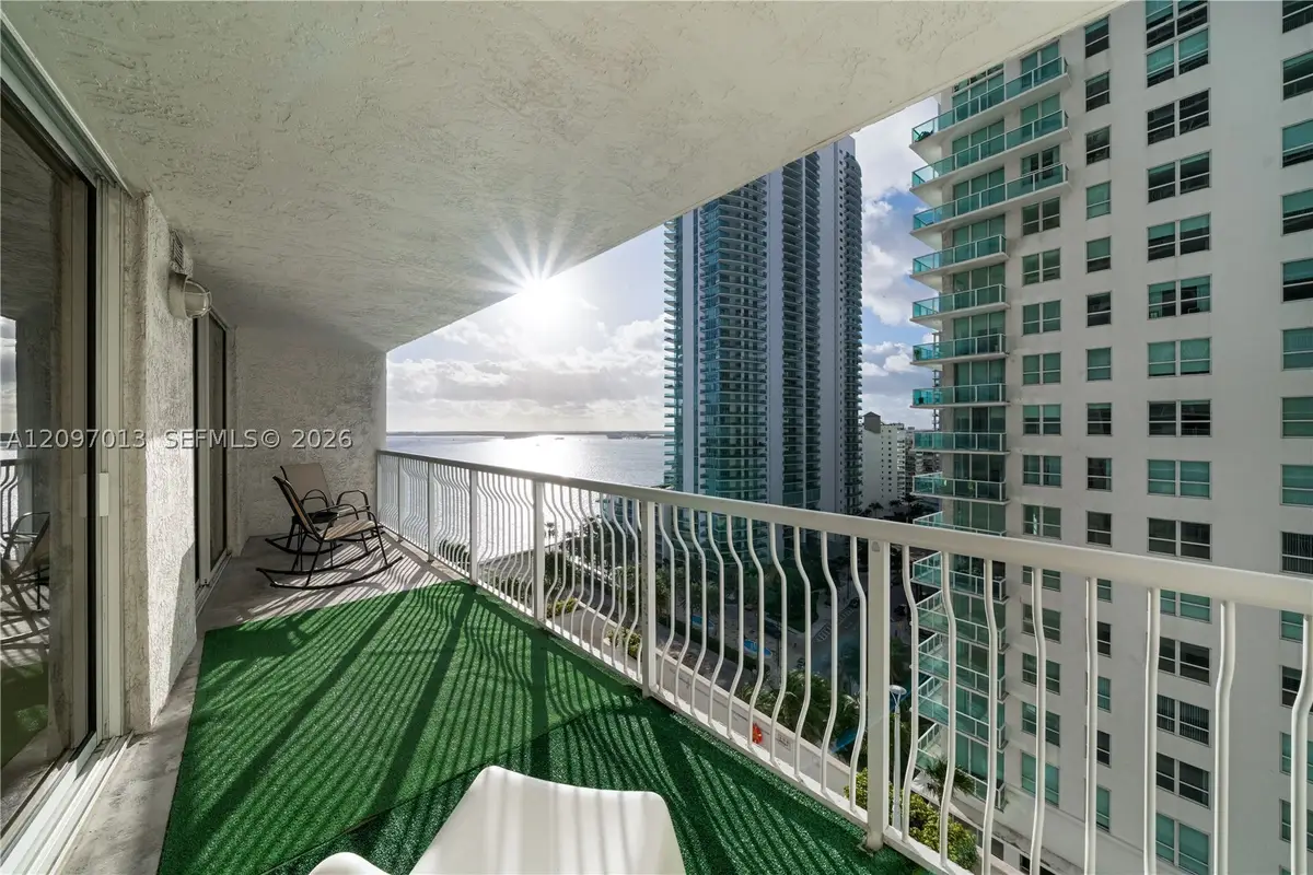 1200 Brickell Bay Dr #1705, Miami, FL 33131 - #1