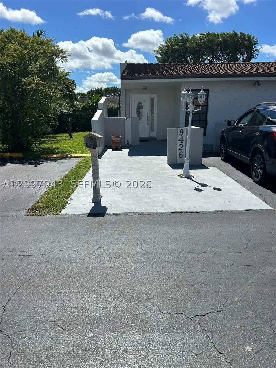 9426 SW 6th Ln, Miami, FL 33174 - #1