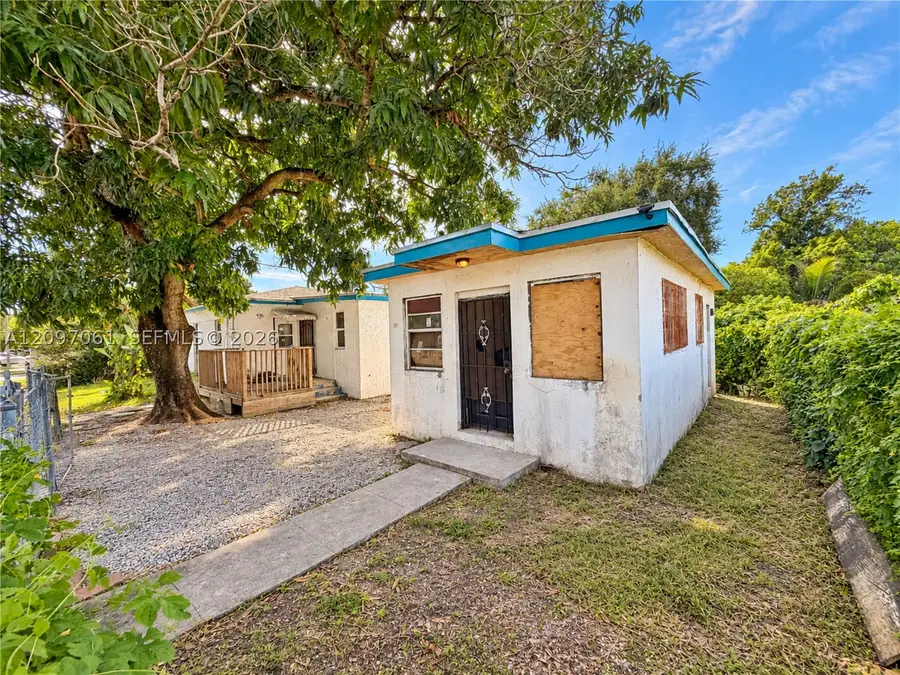 3330 NW 15th Ave, Miami, FL 33142 - #3